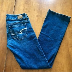 AE Artist jeans